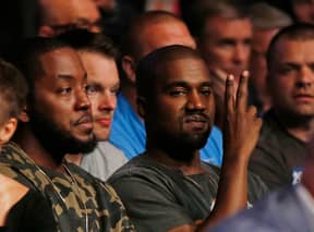 Kanye West将250,000美元支付给一个在性胶带上敲诈的家庭成员