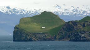 冰岛岛上​​奇怪的建筑被称为“世界上最孤独的房子”