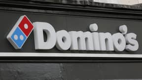 多米诺（Domino）已经推出了一个用大蒜面包的比萨饼