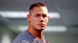 John Cena承认他在学校遭到了Hench，因为他被欺负了