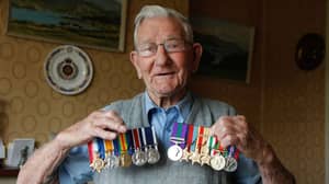 残酷的盗贼窃取属于106岁的WW2退伍军人的奖牌