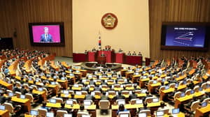 韩国的间谍机构承认干扰总统选举