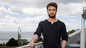 Daniel Radcliffe在阅读自杀笔记时哭泣，你认为你是谁？