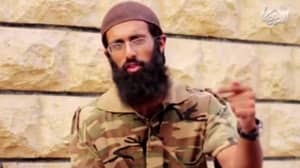 英国圣迪曾担任莫里萨斯保安局的保安，“杀死了ISIS自杀轰炸”