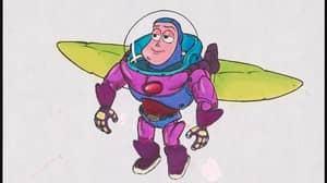 迪士尼揭示了Buzz Lightyear几乎被称为月球拉里与看不见的草图