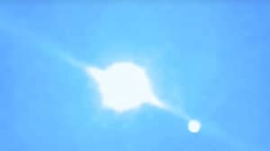 澳大利亚UFO猎人声称筛网显示“巨大的ORB进入Sun”