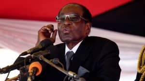 津巴布韦总统罗伯特穆加贝辞职了