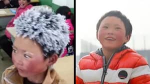 中国的“冰男孩”第一次经历了中央供暖之后感到惊讶
