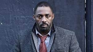Idris Elba表示，电影的电影版本非常接近发生