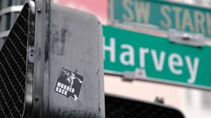 记住Harvey Milk的LGBTQ +遗产，暗杀40年后