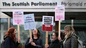 苏格兰成为第一个为所有妇女免费提供卫生产品的国家