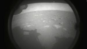 在美国宇航局降落后，人们从火星起到了“第一张照片”的热闹模因