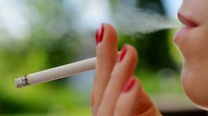 威尔士将在室外地区禁止吸烟