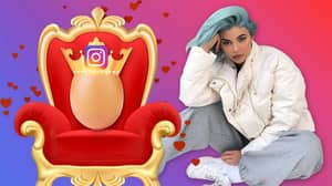 Kylie Jenner在鸡蛋中敲击Instagram顶部