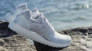 阿迪达斯正在制作1100万鞋，由再生海洋塑料制成