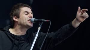Liam Gallagher在曼彻斯特的一个爱情音乐会后为他的兄弟带来了一条消息