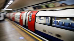 伦敦运输考虑制作管，公共汽车和火车免费