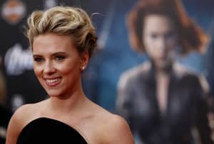 斯嘉丽·约翰逊（Scarlett Johansson）被任命为有史以来票数最高的女演员