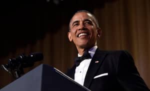 巴拉克·奥巴马（Barack Obama）在白宫记者的晚餐演讲中嘲笑乔治王子