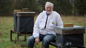 养蜂人告诉1500万只蜜蜂，他订购的蜜蜂可能会因为英国脱欧而被杀死