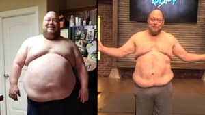 男子在一年内丢失了198磅，看起来像一个不同的人
