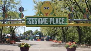 Sesame Street主题公园成为首先是经过认证的自闭症中心