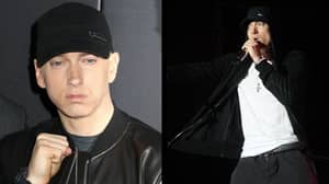 Eminem在四年内首次参观