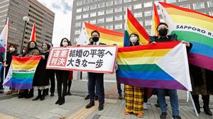 日本法庭规则同性伴侣无法嫁给“违宪”