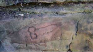 考古学家在墙上发现了1800年前的阴茎雕刻