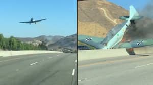 第二次世界大战时代纳粹战机在加利福尼亚的高速公路上坠毁