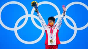 14岁的奥林匹克黄金冠军家族拒绝了房屋和现金的报价