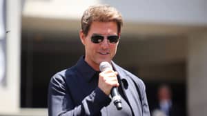 汤姆·克鲁斯（Tom Cruise）揭示了有关必威备用网可能的顶级枪续集的大新闻