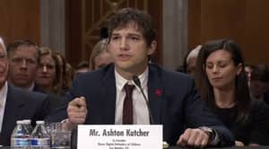 在谈论打击儿童性虐待时，Ashton Kutcher会变得情感