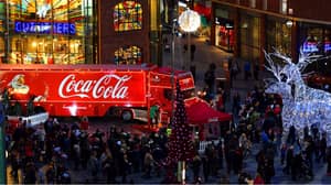 委员们要求城市禁止可口可乐卡车