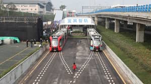 中国拥有自动驾驶火车，不会在虚拟铁路上使用曲目并运行