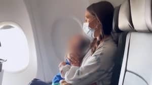 妈妈在哮喘小孩儿子不戴口罩后陪同飞行