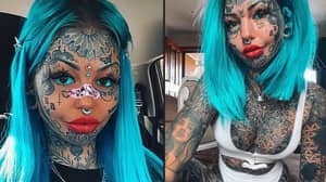 Instagram模型在纹身上花费了20k英镑，分享了她之前的样子