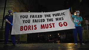 NHS工作人员呼吁Boris Johnson进入唐宁街抗议活动