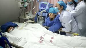 在18小时后工作后，中国医生死于中风