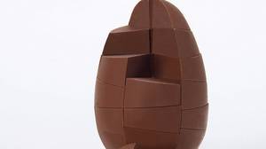 “世界上第一个”固体巧克力复活节彩蛋是我们想要的一切