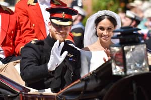 2018年皇家婚礼：仪式结束后，哈里王子到梅根·马克尔（Meghan Markle）：“我现在准备喝酒了！”