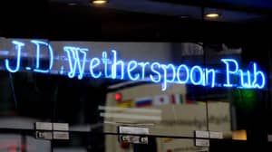 Wetherspoons将停止让客户为手机充电