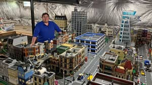 Lego-Loving Dad花费70,000英镑的建筑巨大的地下室城市