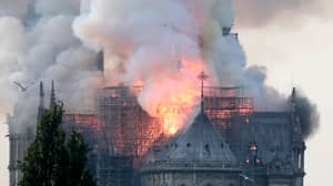 巴黎圣母院大火已被彻底扑灭