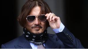 Johnny Depp适用于上诉举动琥珀听力裁决的法庭