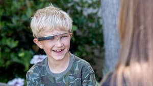 Google Glass可以帮助自闭症儿童阅读别人的情绪