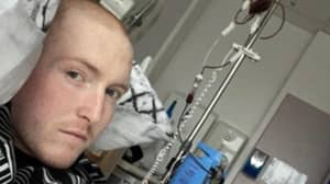 22岁的他在被诊断为白血病前被错误地告知患有扁桃体炎