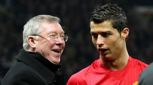 克里斯蒂亚诺·罗纳尔多（Cristiano Ronaldo）向前曼联经理亚历克斯·弗格森（Alex Ferguson）致敬