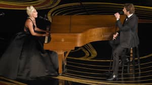 Lady Gaga告诉吉米·金梅尔（Jimmy Kimmel）与布拉德利·库珀（Bradley Cooper）有关奥斯卡的表现