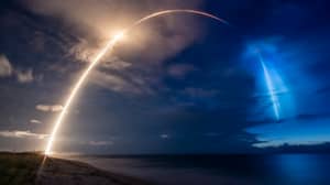 SpaceX的星链发射在天空中留下了令人惊叹的彩虹云